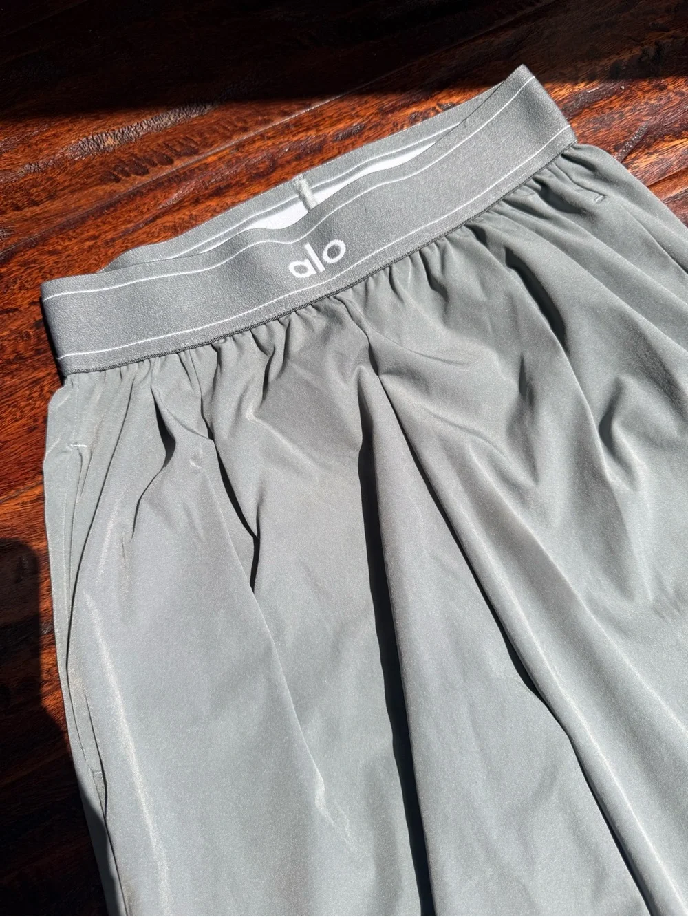 ALO Yoga Men's Light Gray Athletic pants
